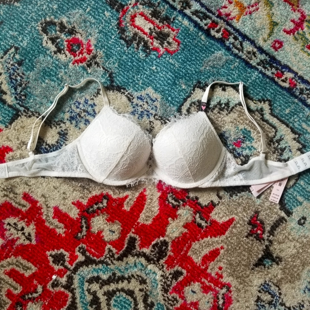NWT VS Dream Angel's Push Up bra